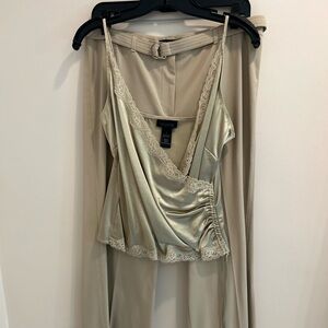 The Limited Collection Women’s Suit, Size 12. Includes lace cami.